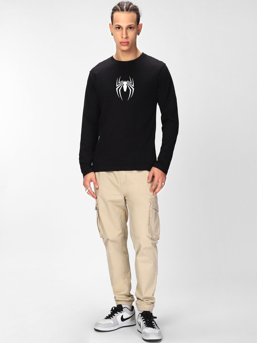 Bewakoof Men Graphic Printed Round Neck Cotton Spider-Man T-shirt