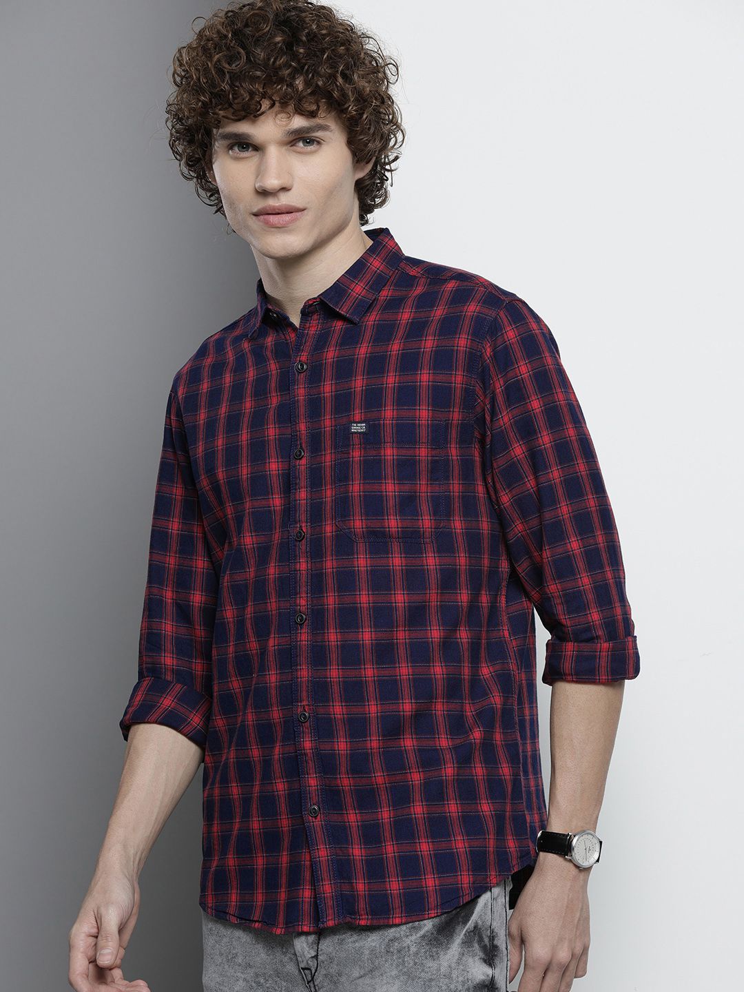 The Indian Garage Co Men Navy Blue & Red Checked Casual Shirt