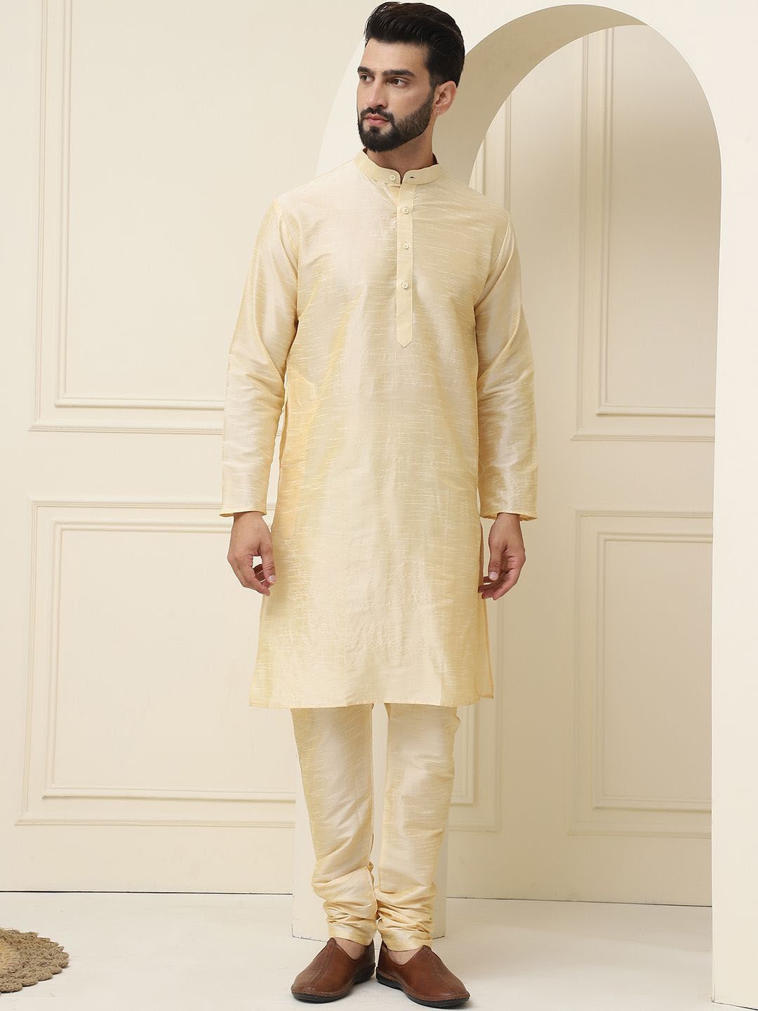 SOJANYA Kurta Kapas Sutera Kolar Mandarin Dengan Jaket Nehru Rekaan Churidar & Tenunan