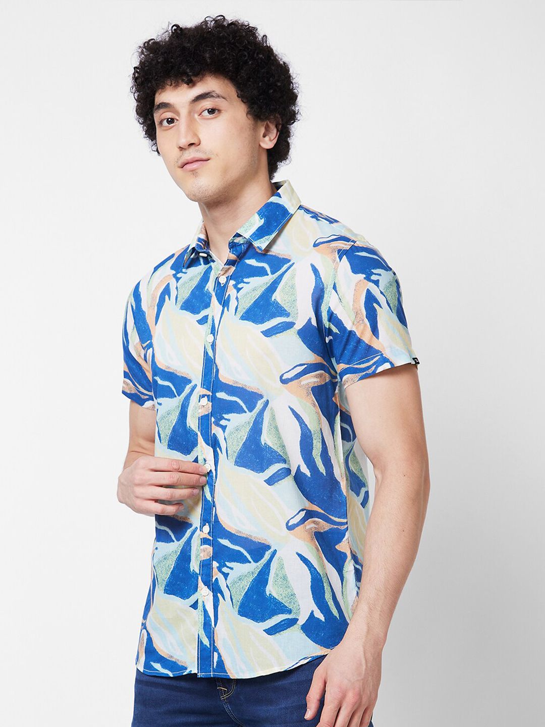 SPYKAR Slim Fit Opaque Printed Cotton Casual Shirt