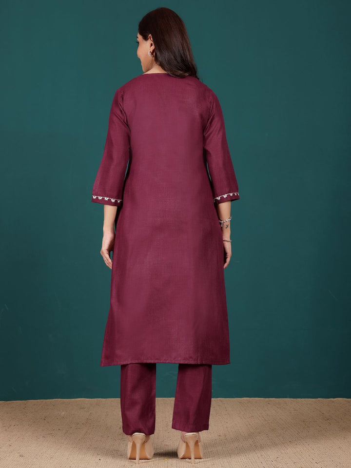 Varanga Women Embroidered Regular Thread Work Kurta with Trousers