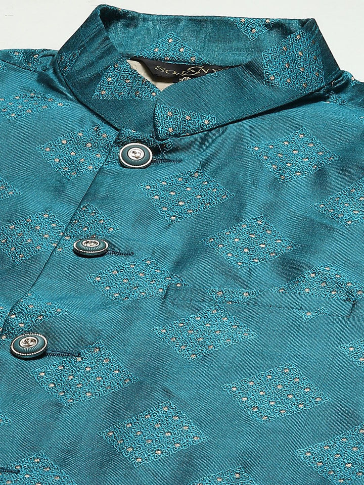 SOJANYA Men Black Kurta with Churidar
