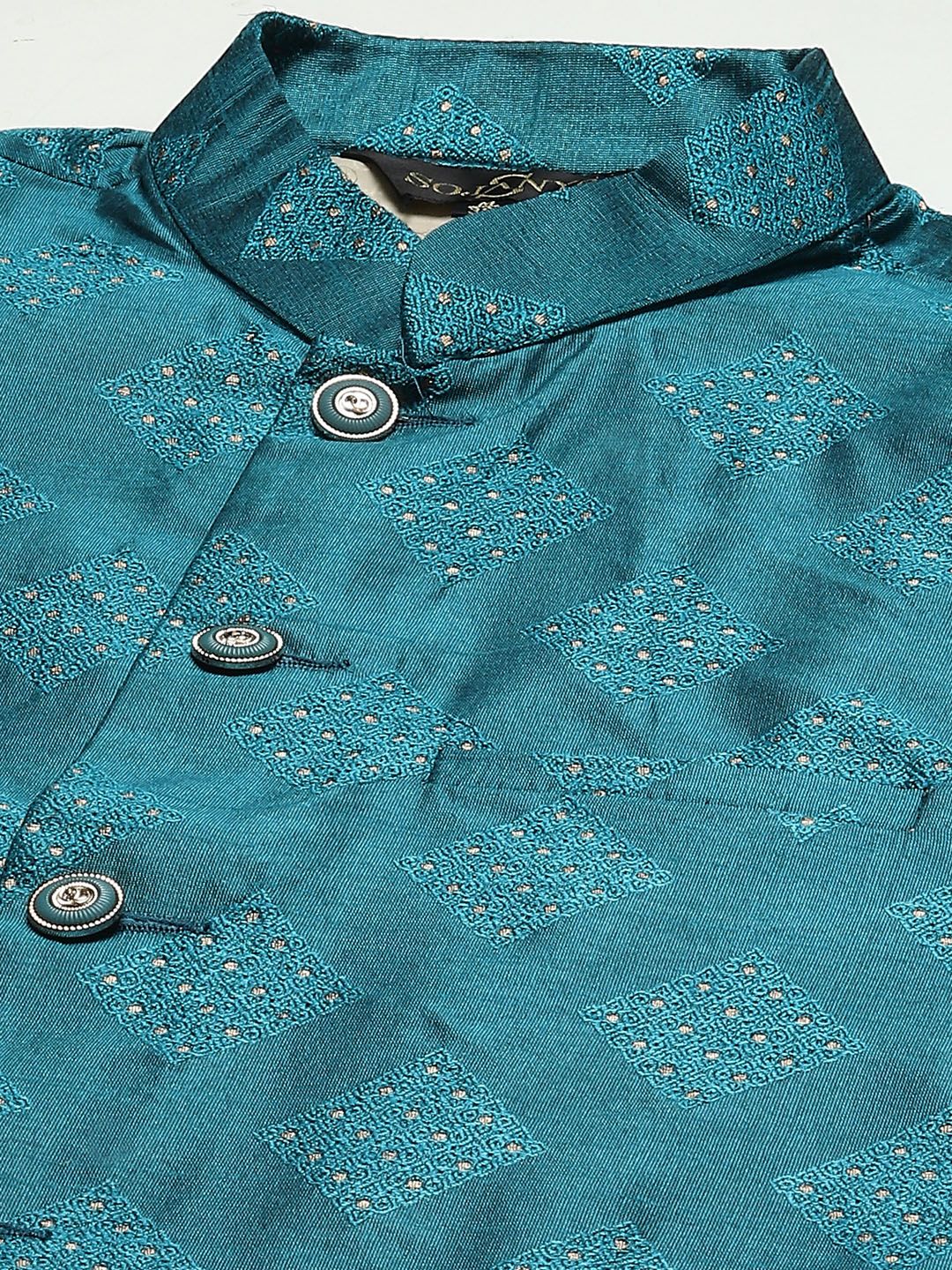 SOJANYA Men Black Kurta with Churidar