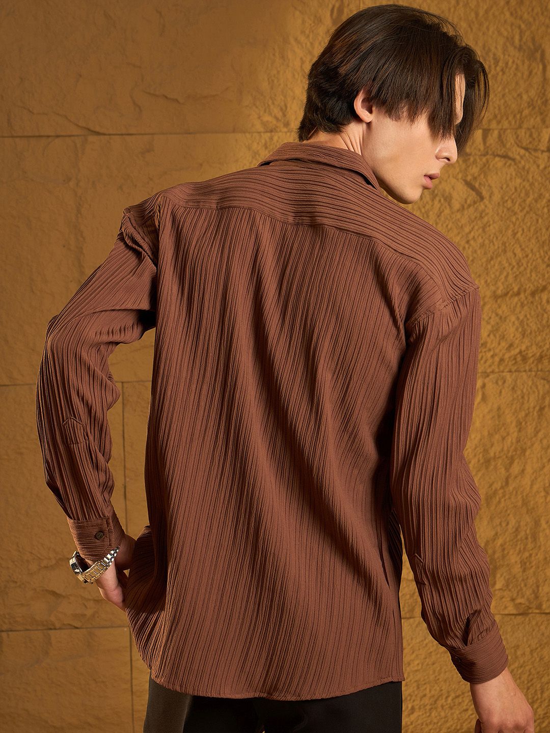 DENNISON Men Textured Oversized Shirt