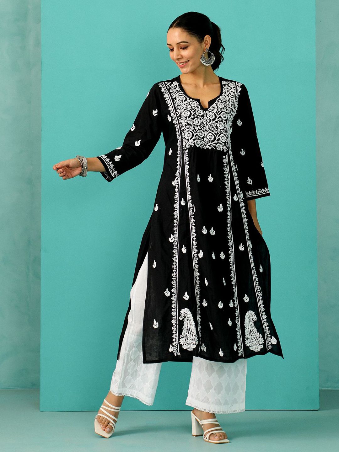 House of Chikankari Women Black Cotton Chikankari Embroidered Kurta