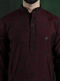 SOJANYA Ethnic Motifs Embroidered Mandarin Collar Sequinned Straight Kurta