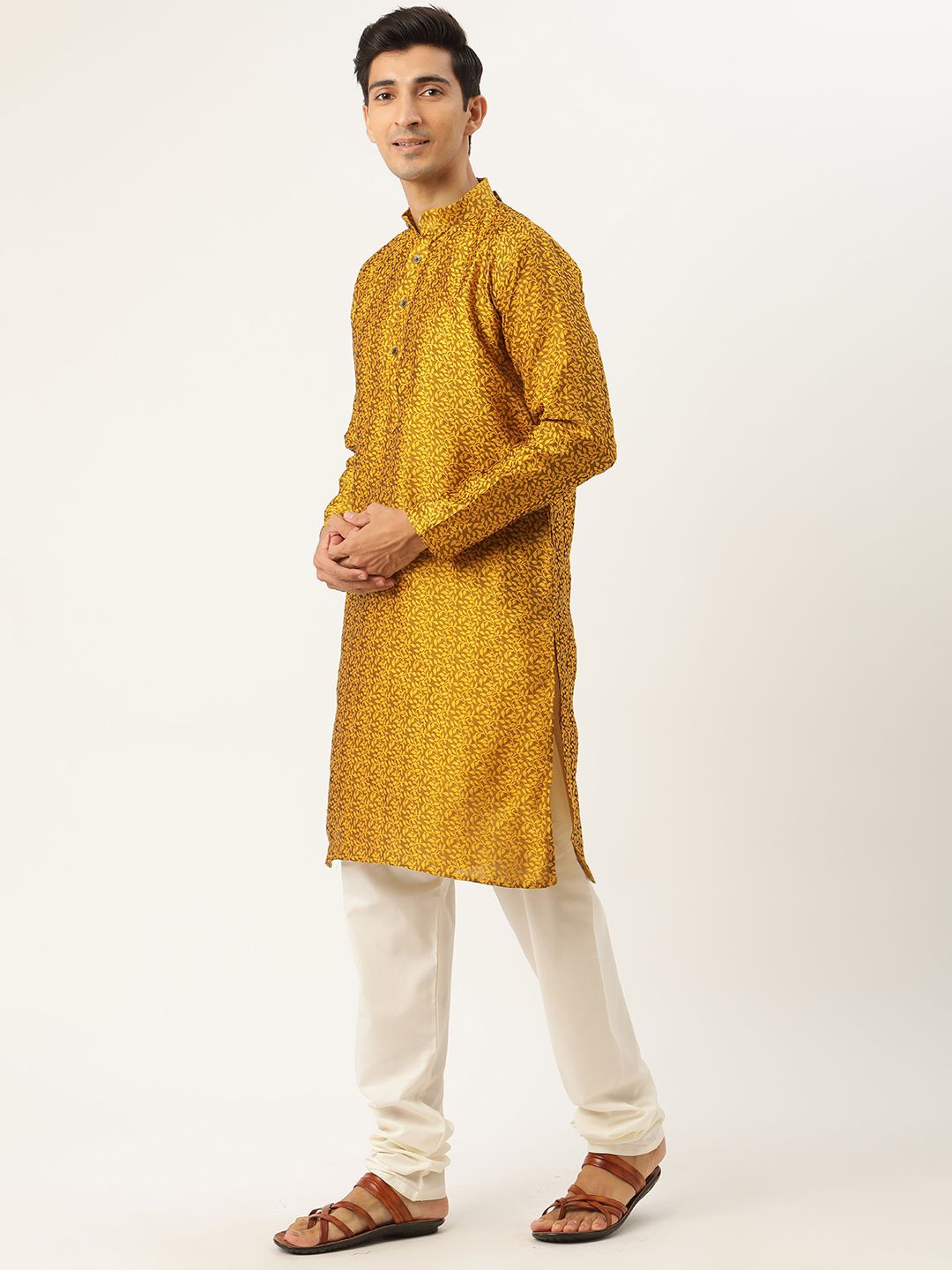 SOJANYA Kurta Sutera Jacquard Kuning Mustard Lelaki dengan Jaket Churidar & Nehru
