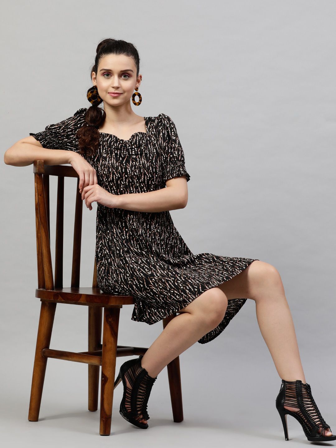 STREET 9 Women Black & Pink Floral Printed A-Line Dress