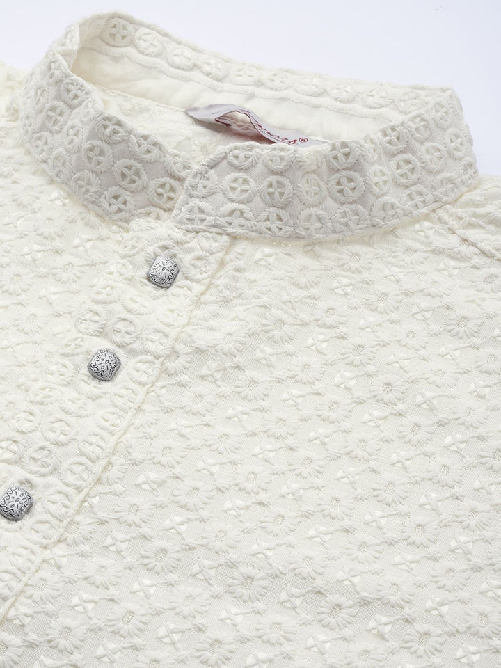 Jompers Men Floral Embroidered Chikankari Pure Cotton Kurta with Churidar