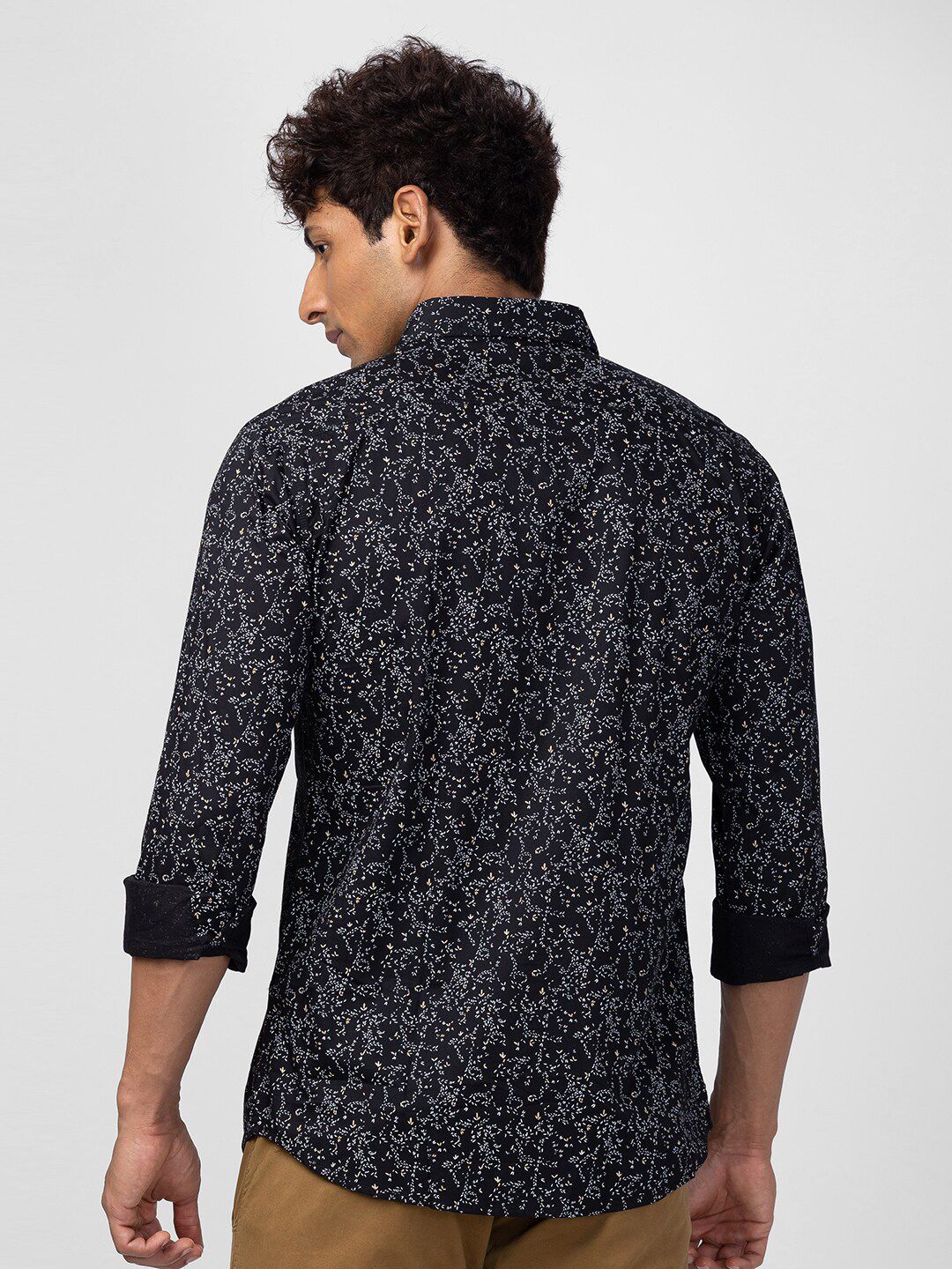 SPYKAR Men Classic Slim Fit Floral Printed Cotton Casual Shirt