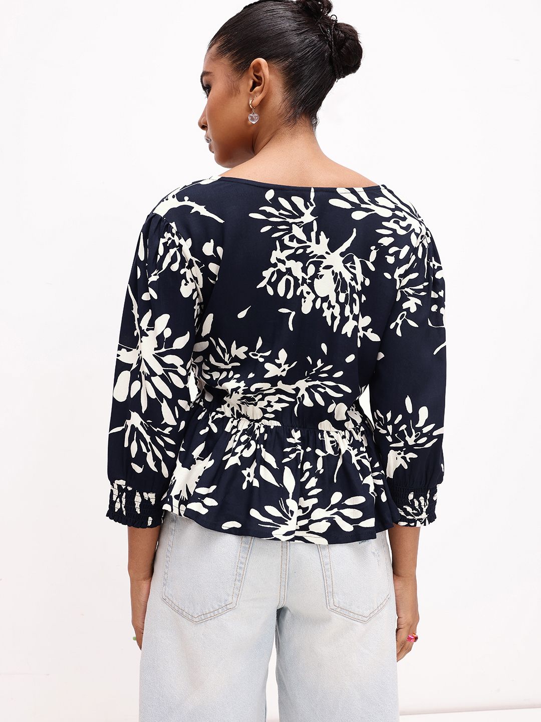 DressBerry Vacation-Inspired Tropical Print V-Neck Peplum Top