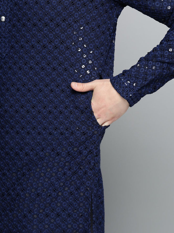 Jompers Men Floral Embroidered Chikankari Pure Cotton Kurta with Churidar