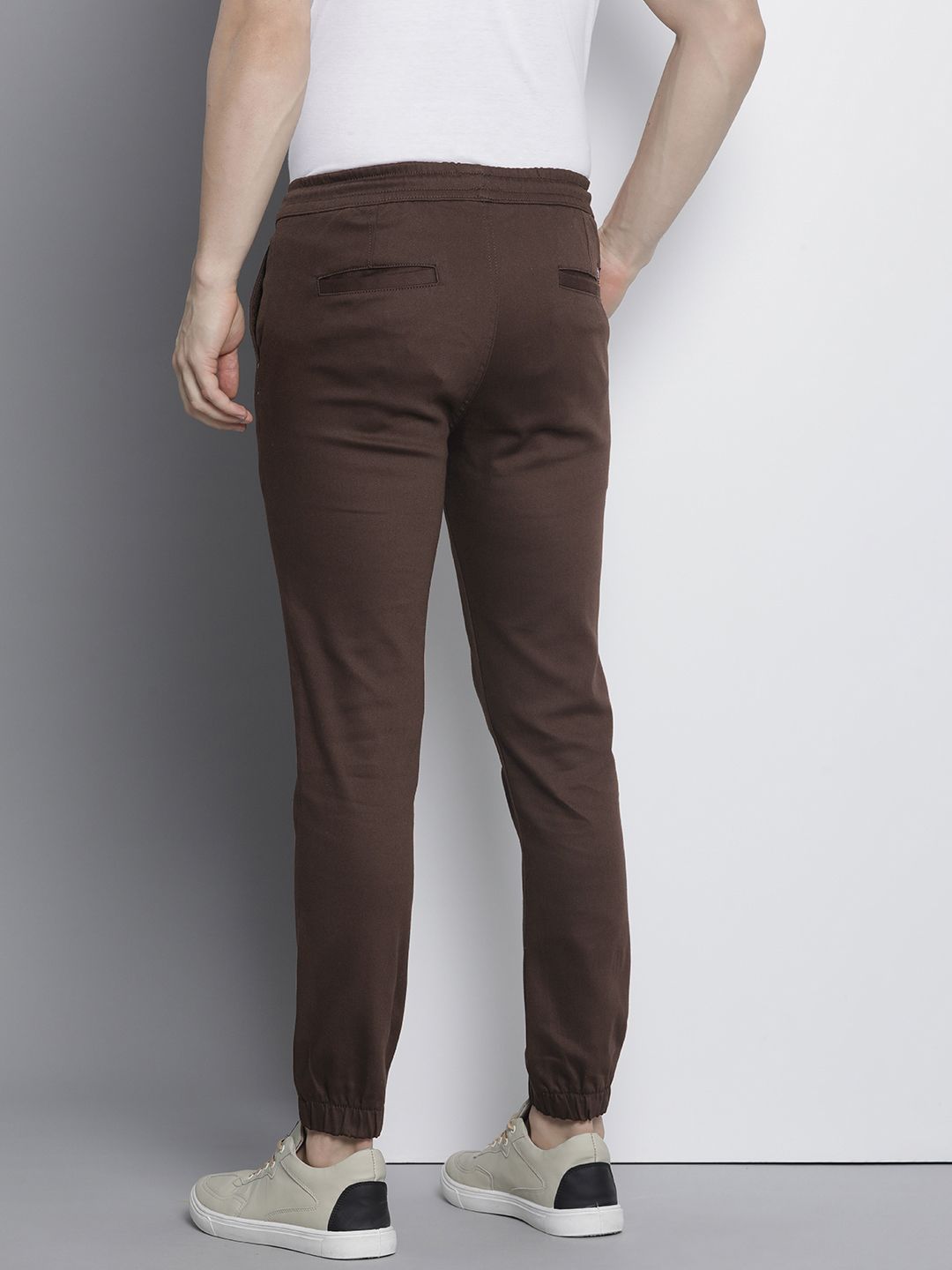 The Indian Garage Co Men Slim Fit Joggers