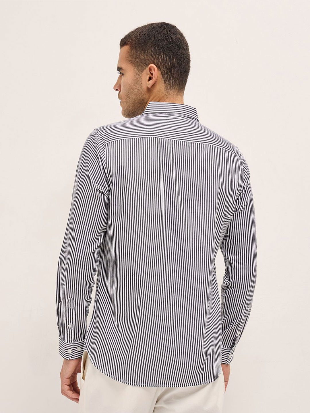 THE BEAR HOUSE Men Slim Fit Spread Collar Vertical Striped Cotton Casual Shirt