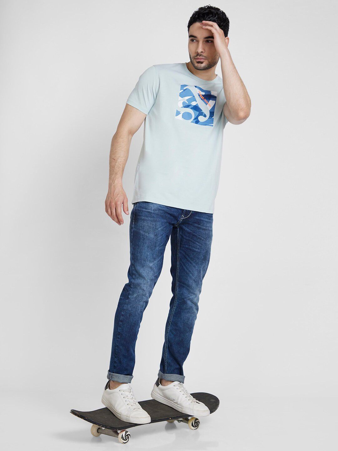 SPYKAR Typography Printed Slim Fit Cotton T-shirt