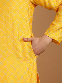 SOJANYA Kurta Kerja Benang Sulam Motif Etnik