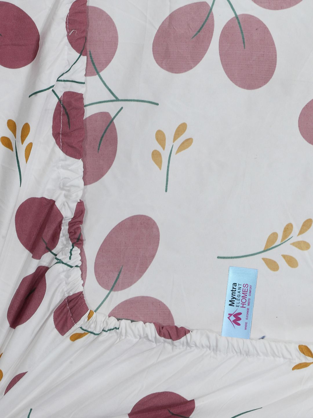 Myntra Elegant Homes White & Maroon Floral 300 TC King Bedsheet with 2 Pillow Covers