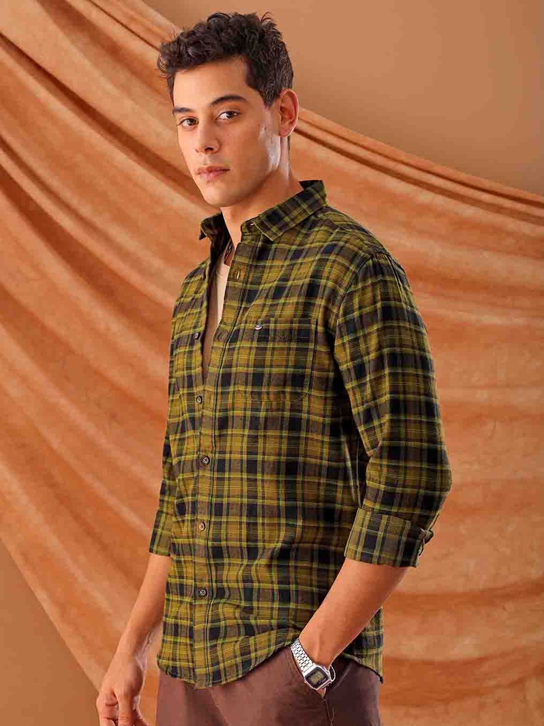 The Indian Garage Co. Spread Collar Slim Fit Tartan Checks Cotton Casual Shirt