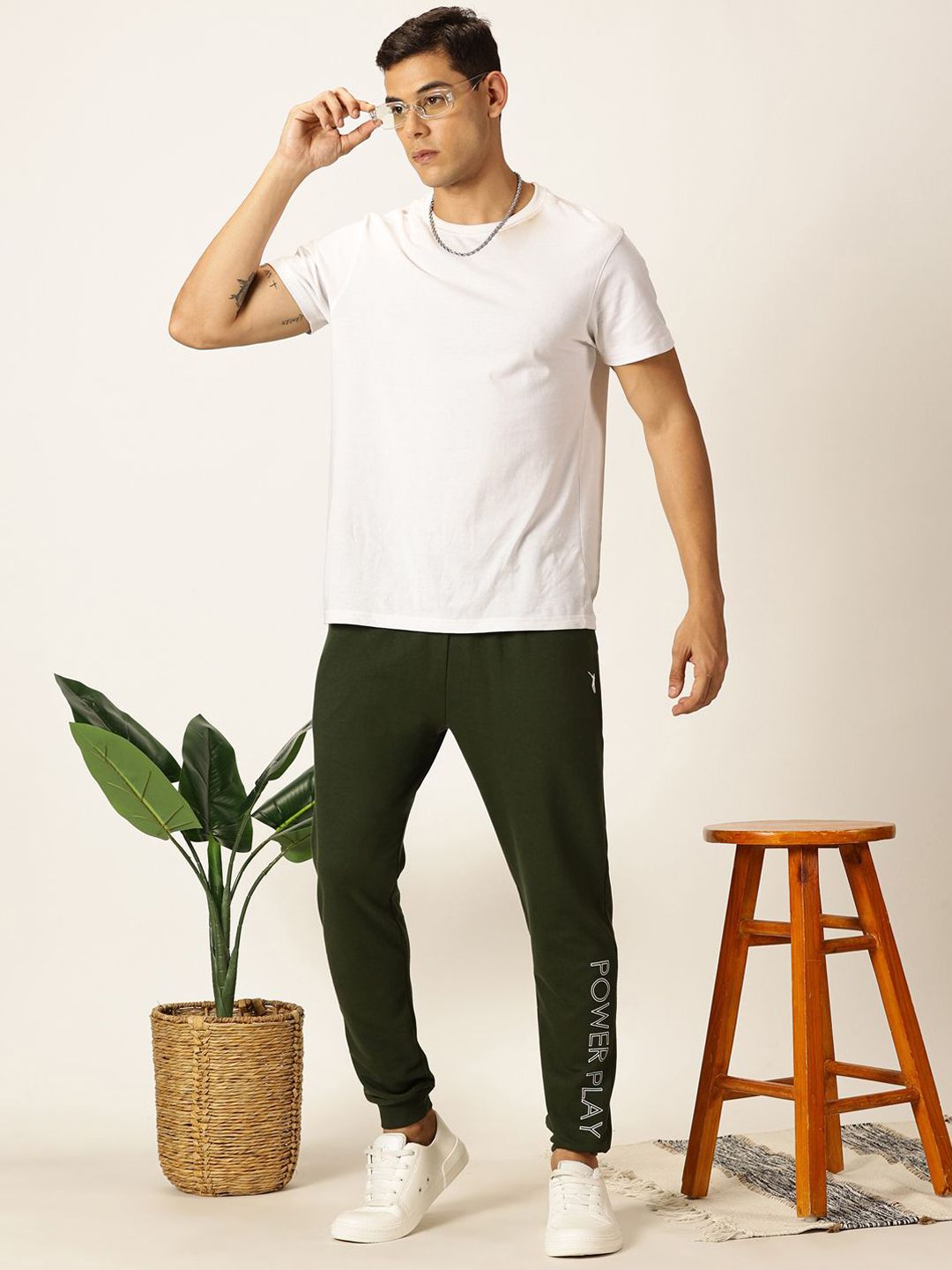 Thomas Scott Men Slim Fit Mid-Rise Joggers