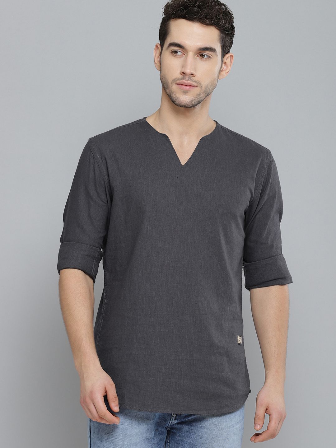 Dennison Men Arang Kelabu Keselesaan Solid Fit Lurus Kurta