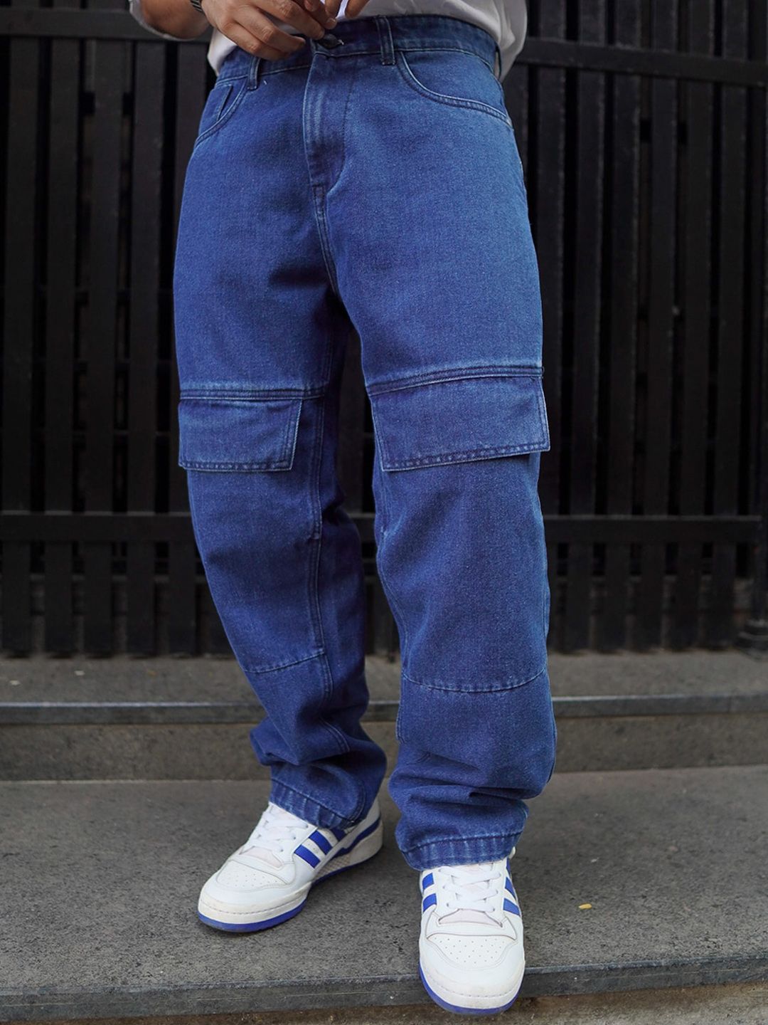 Powerlook Men Blue Boyfriend Fit Clean Look Cotton Cargo Jeans