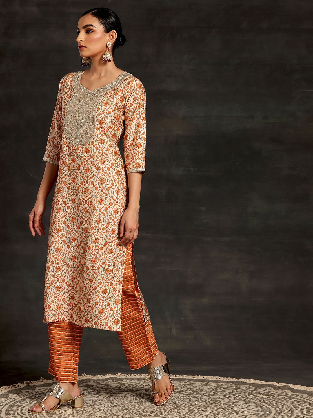 Libas Women Floral Printed Regular Sequinned Kurta with Palazzos & With Dupatta