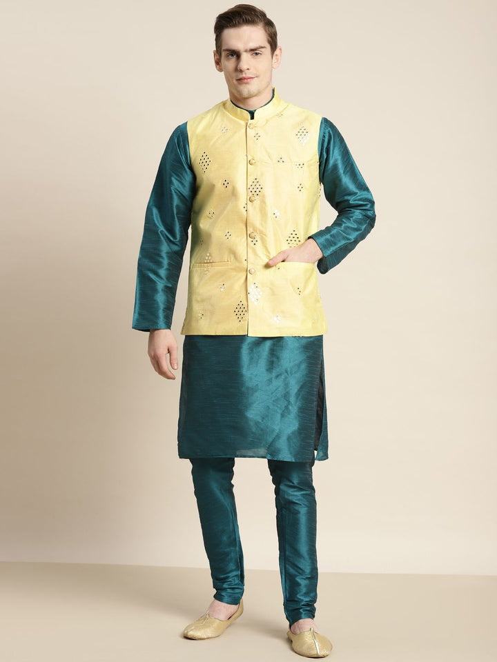 SOJANYA Kurta Kerja Cermin Sulam Hijau Lelaki dengan Churidar