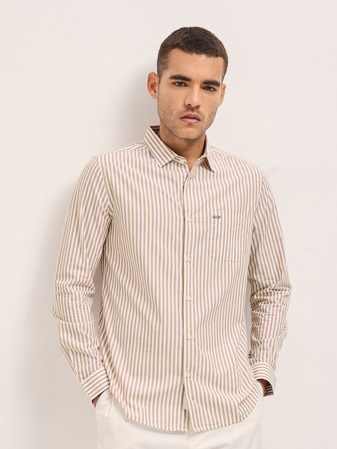 THE BEAR HOUSE Slim Fit Spread Collar Vertical Striped Pure Cotton Casual Shirt