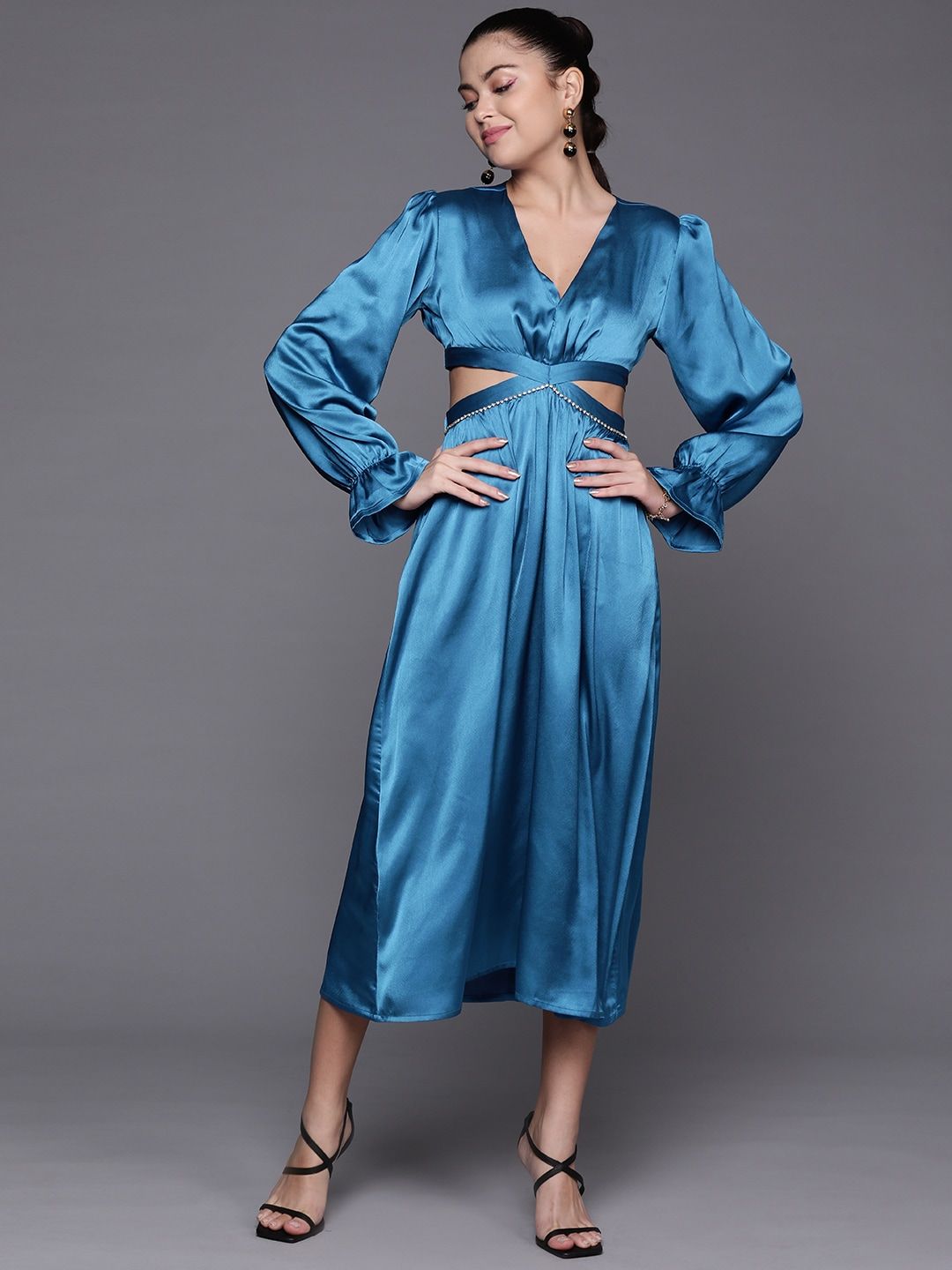 SASSAFRAS Women Blue Solid A-Line Midi Dress