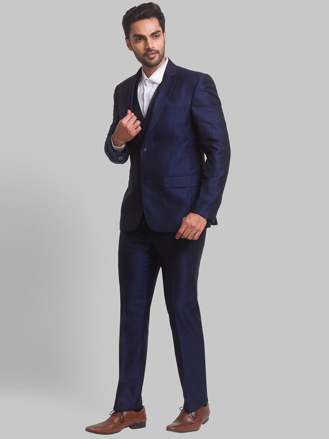 Park Avenue Men Single Breasted Slim Fit 3-Peice Formal Suit