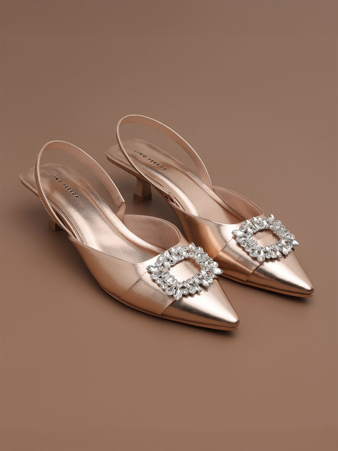 Lino Perros Women Pointed Toe Kitten Pumps