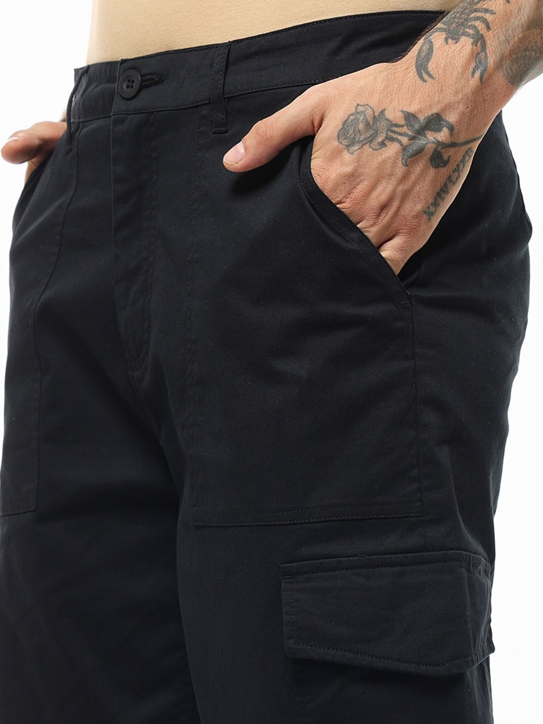 Bewakoof Men Straight Fit Cargo Trousers