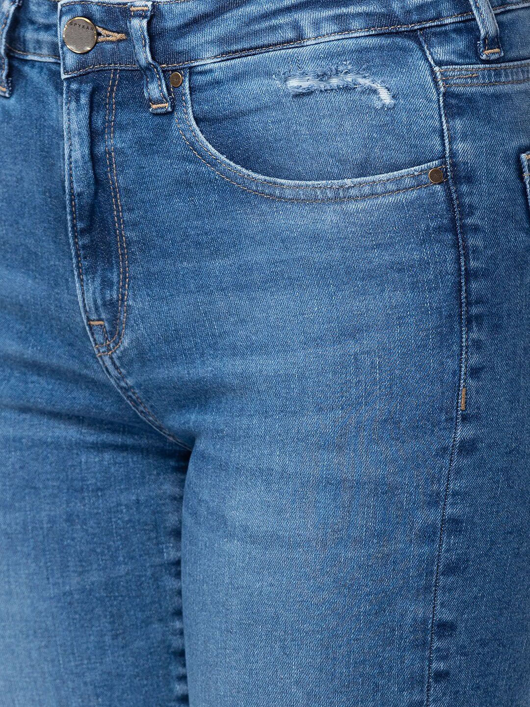 SPYKAR Women Light Blue Straight Fit Mildly Distressed Cotton Light Fade Jeans