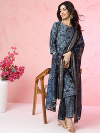 Motif etnik anouk dicetak Chanderi Silk Kurta dengan seluar & dengan Dupatta