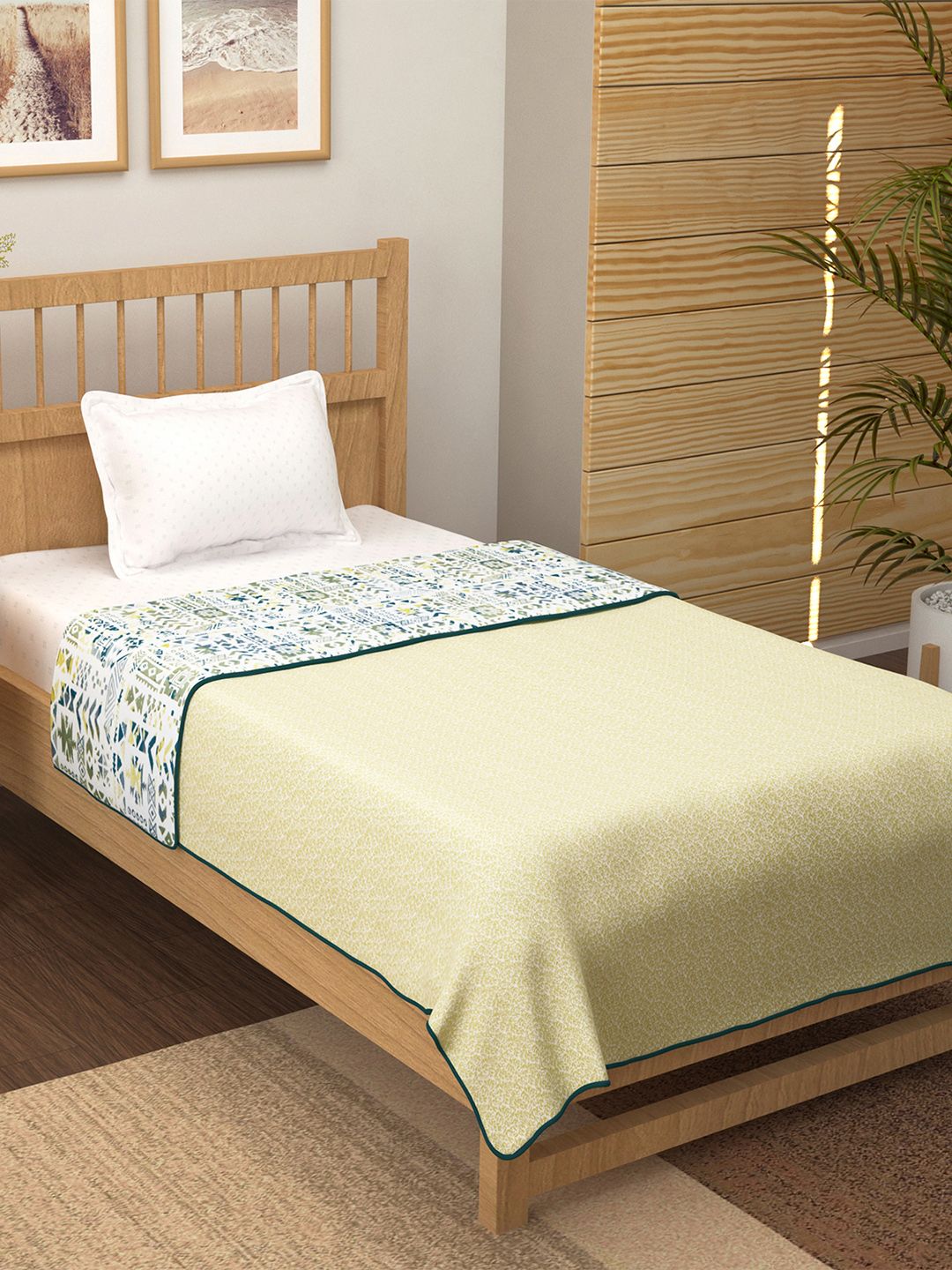 Story@home Yellow & Blue Printed AC Room 150 GSM Reversible Cotton Single Bed Dohar