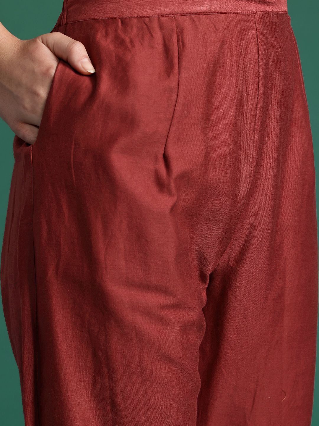 Indo Era Ethnic Motifs Embroidered Thread Work Chanderi Silk Kurta With Trousers & Dupatta