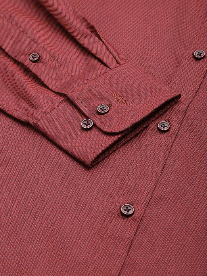 Park Avenue Self Design Slim Fit Textured Formal Shirt