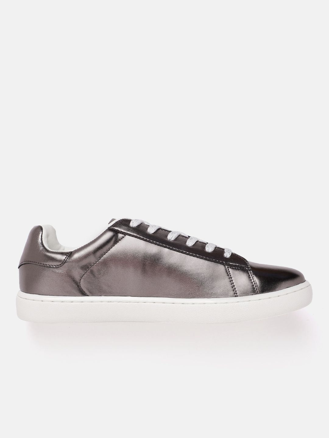 DressBerry Women Round Toe Sneakers