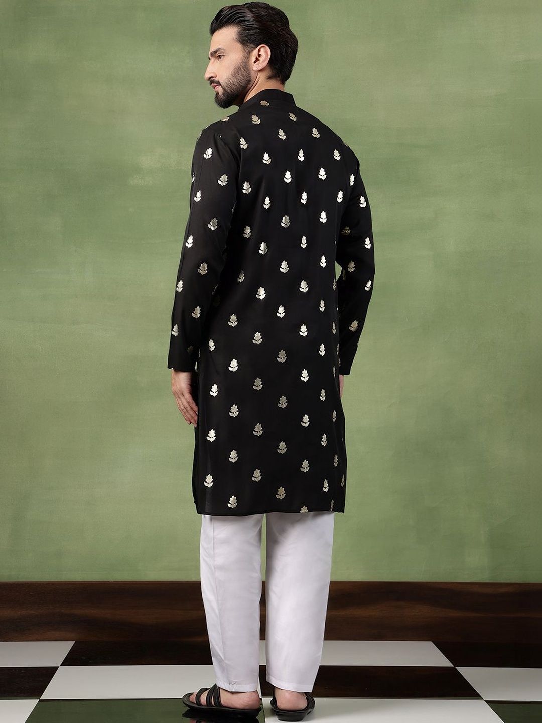 SOJANYA Men Floral Printed Kurta