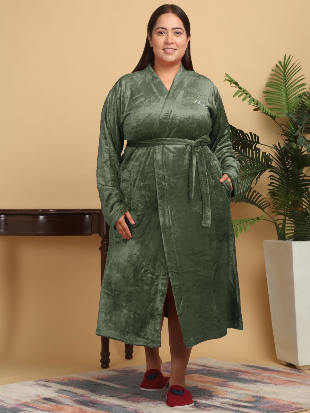 KLOTTHE Women Plus Size Woollen Bath Robe With Belt