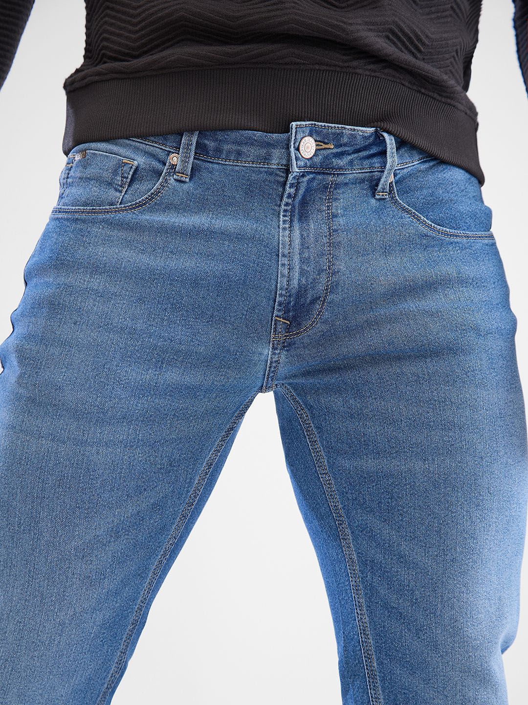 SPYKAR Men Mid Rise Low Distress Light Fade Clean Look Stretchable Jeans