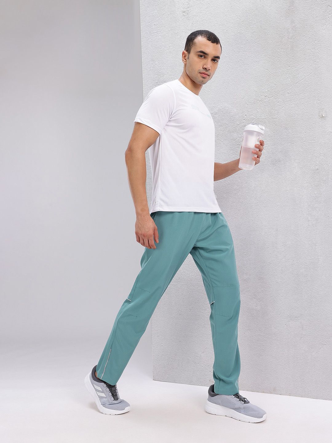 HRX by Hrithik Roshan Men Mid-Rise Rapid-Dry Running Track Pants