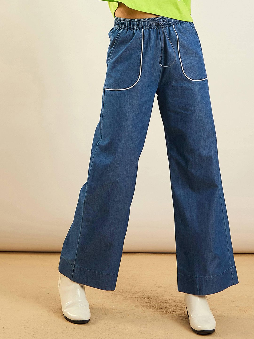SASSAFRAS Women Pure Cotton Loose Fit High-Rise Parallel Trousers