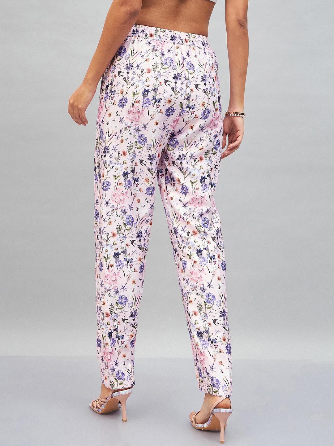 SASSAFRAS Pink Women Floral Printed Straight Fit Trousers