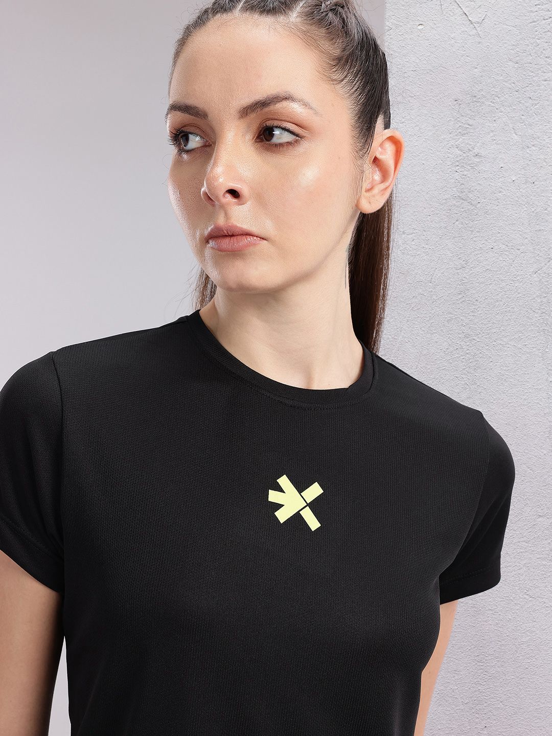 HRX by Hrithik Roshan Women Brand Logo Detail Rapid-Dry Running T-shirt