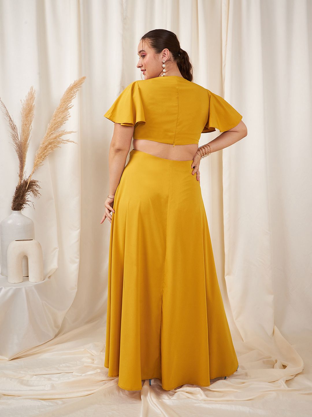 Berrylush Flutter Sleeve Maxi Dress