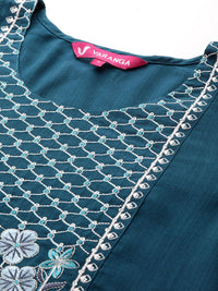 Varanga Women Floral Yoke Design Sequinned Kurta