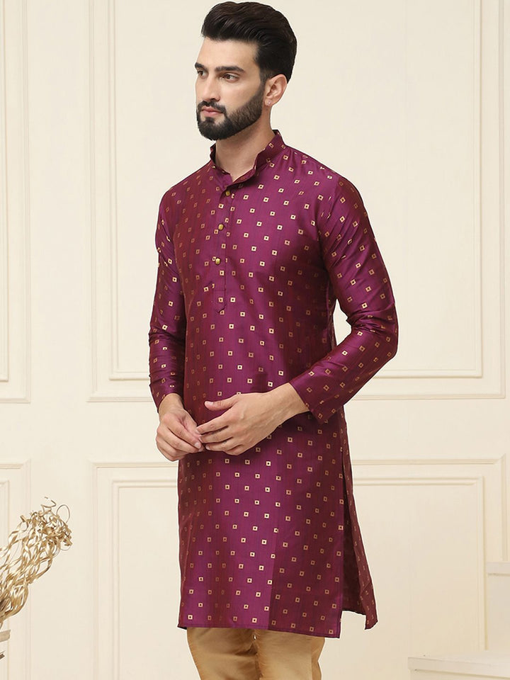 SOJANYA Men Maroon Woven Design Kurta Lurus