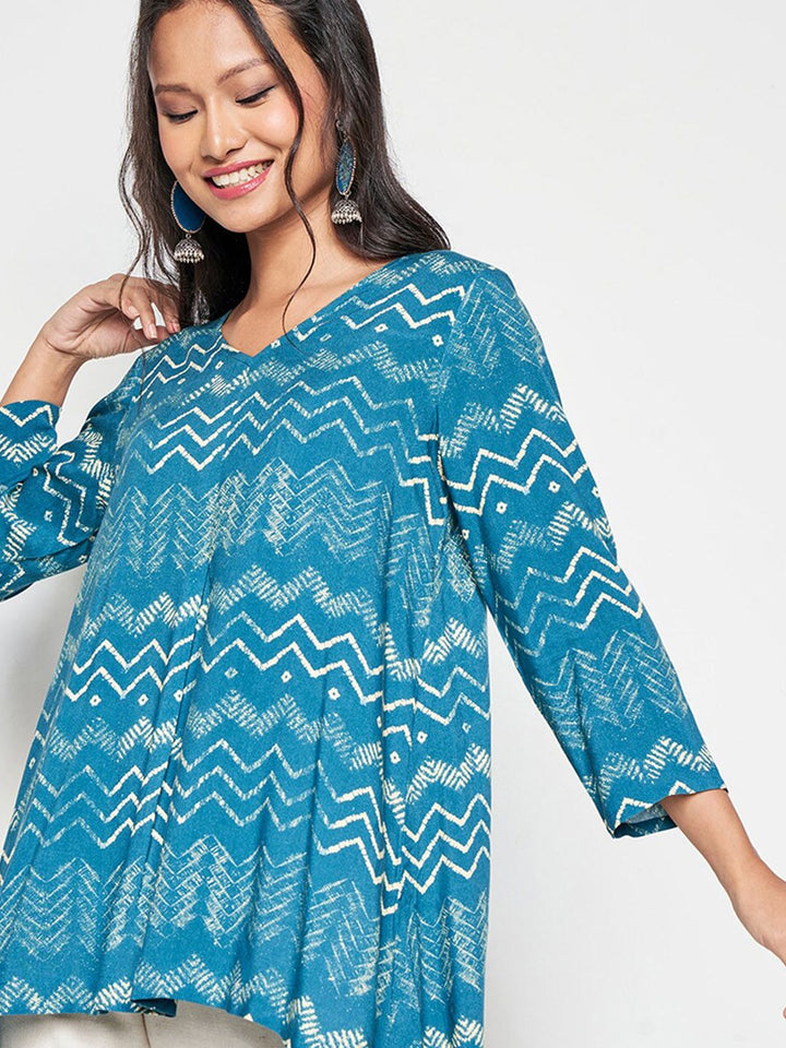 Global Desi Geometric Printed V-Neck A-Line Top