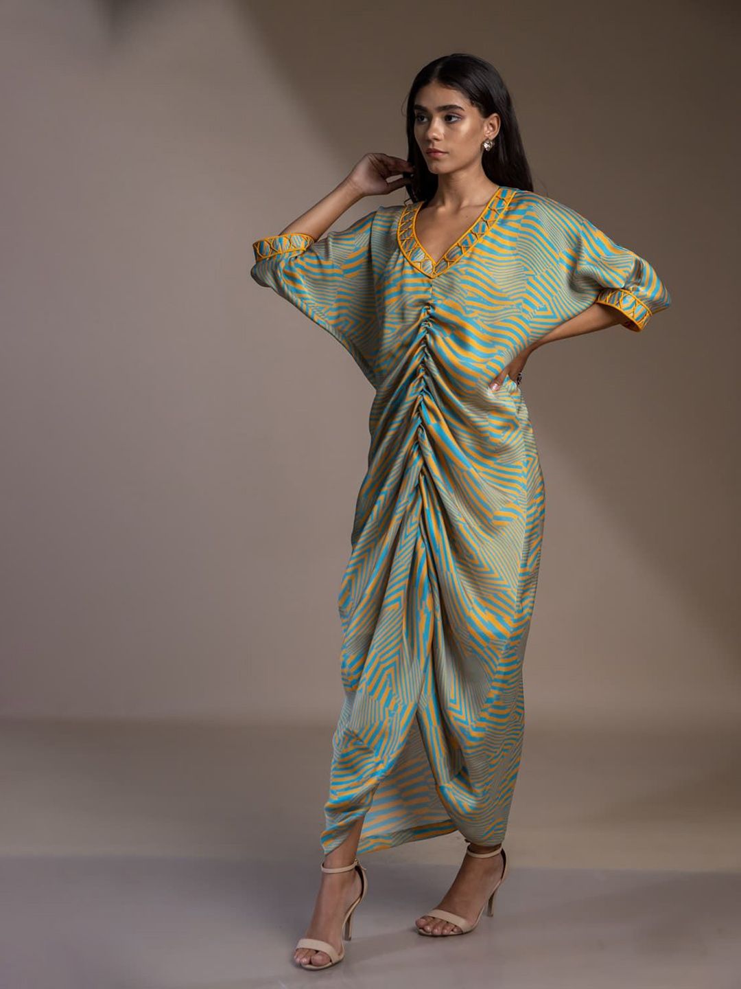Pakaian Midi Kaftan Mamicha Cetak Georgette